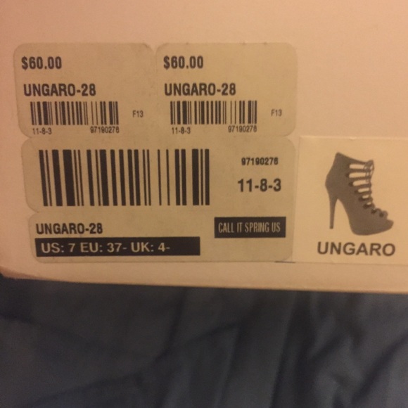 Brown lace up heels - Picture 3 of 3